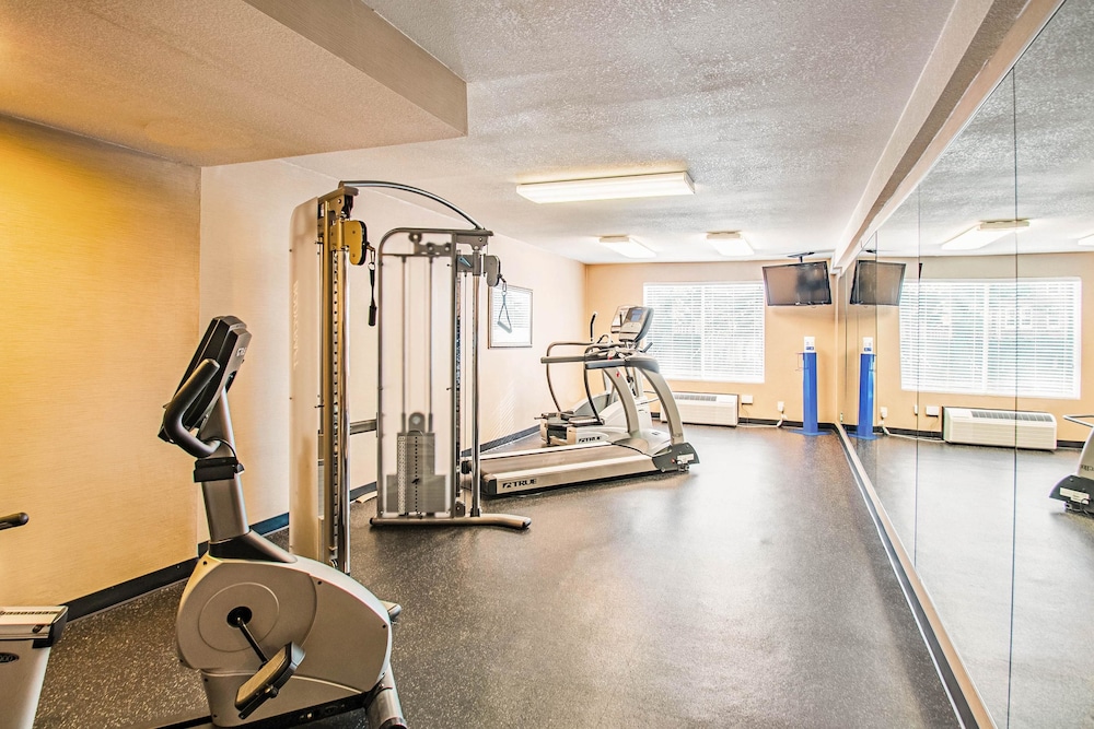 Comfort Inn Falls Church - Tysons Corner 18/35