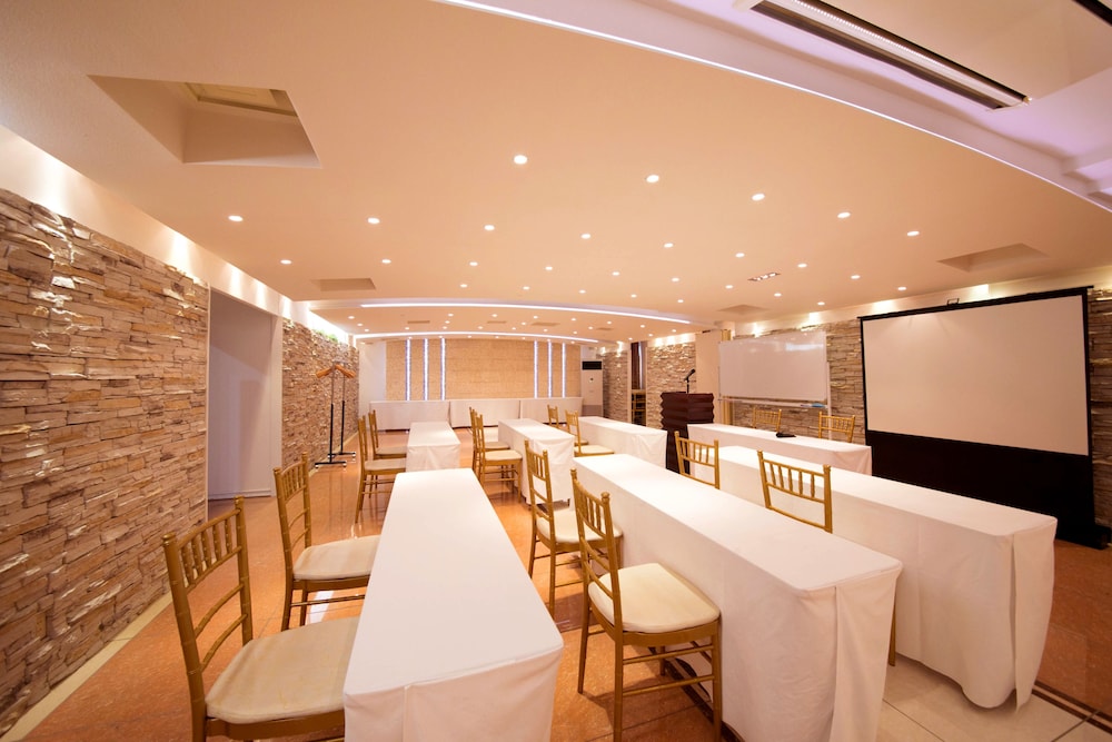 Mito Hotel Season 31/40