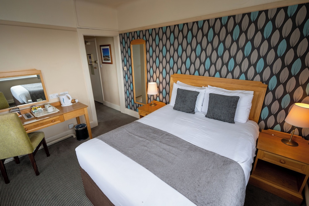 Commodore Hotel 23/61