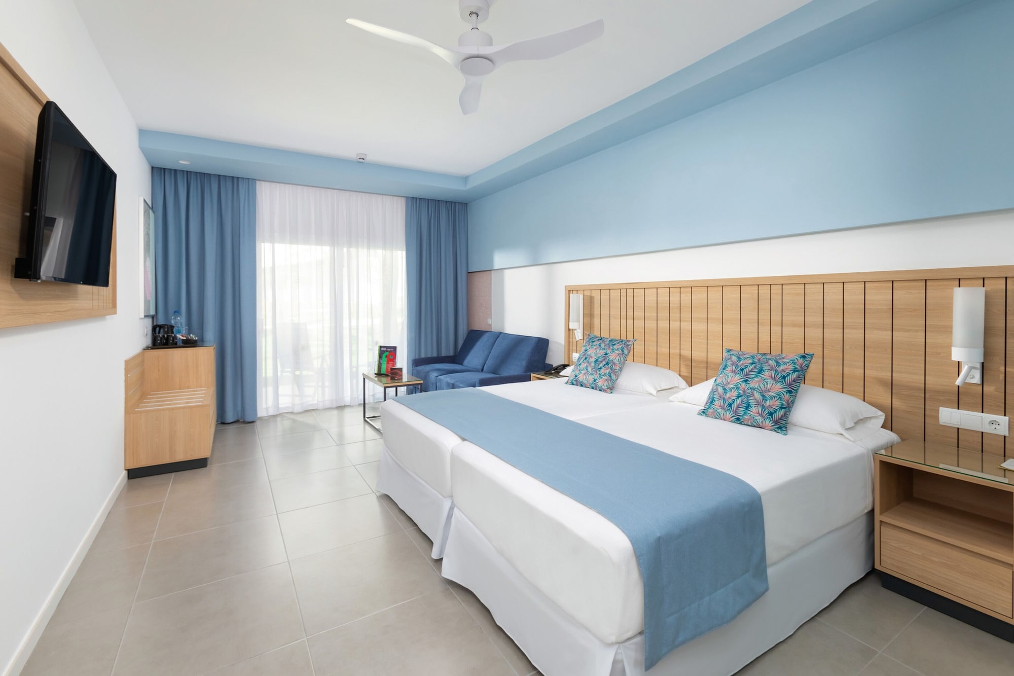 ROOM, DOUBLE BED, SEA VIEW, BALCONY
