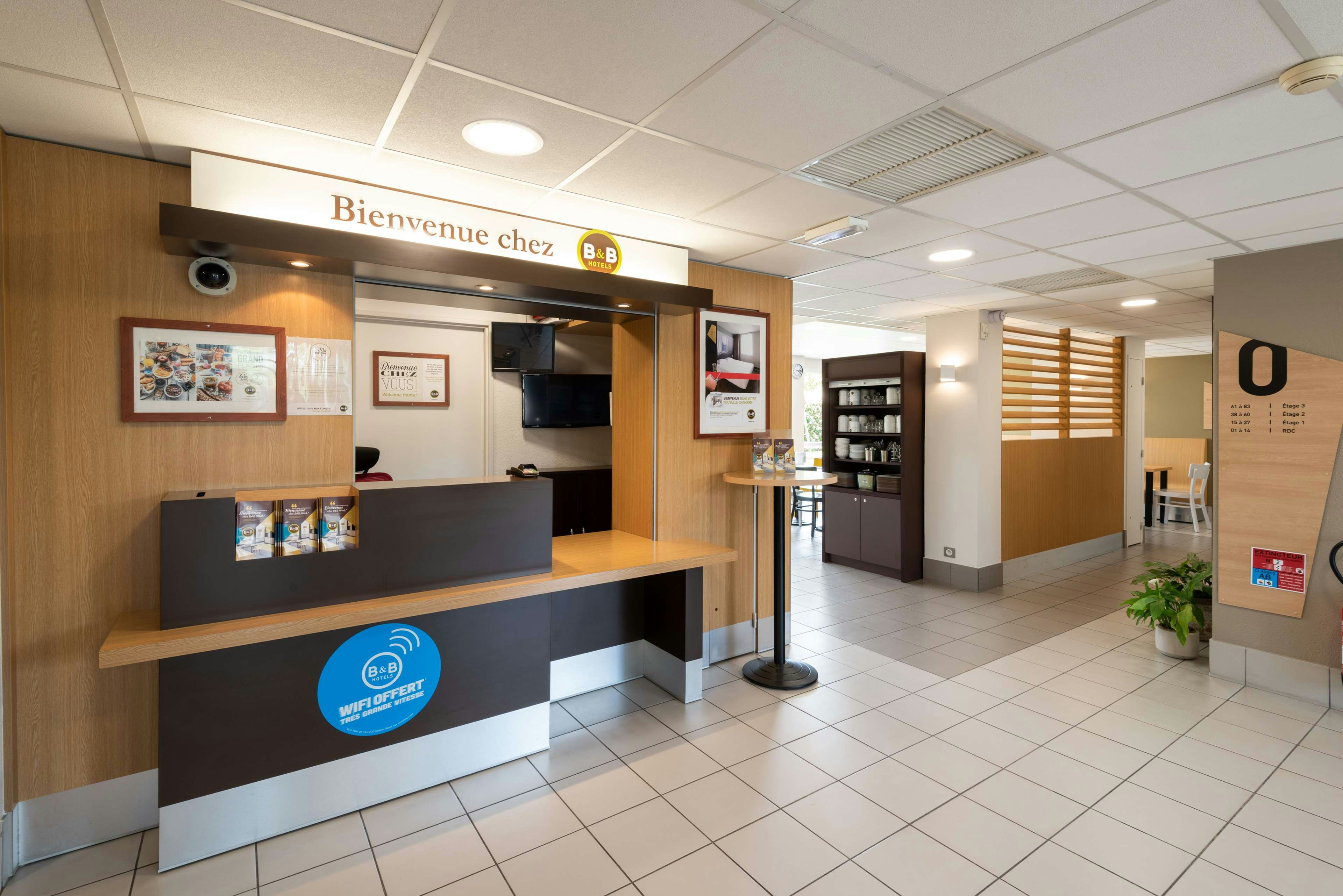 Lobby at B&B Hotel Evreux, EVREUX