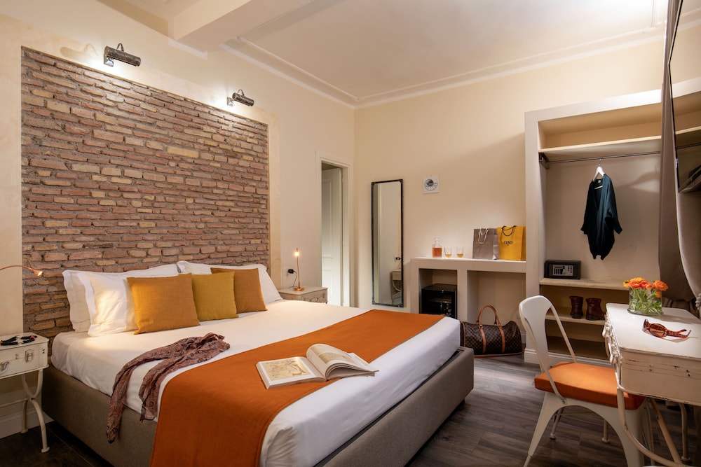 Spagna Secret Rooms 15/42