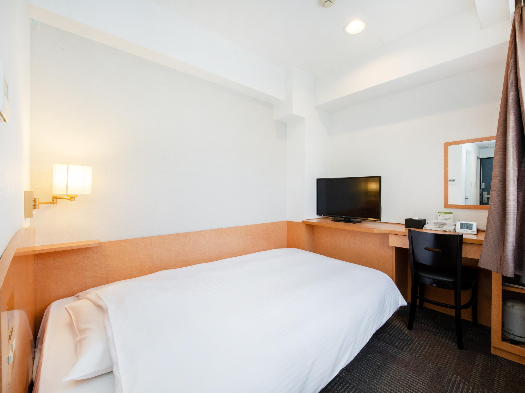 Room, Single, Building 2