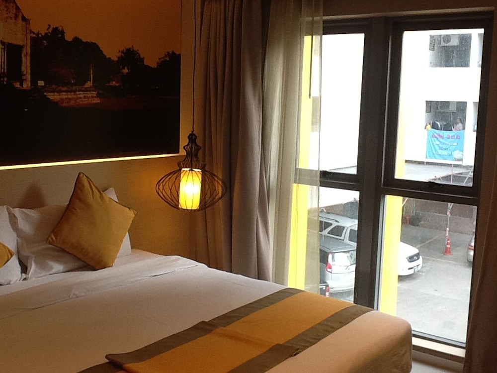Bizotel Premier Hotel & Residence 8/41