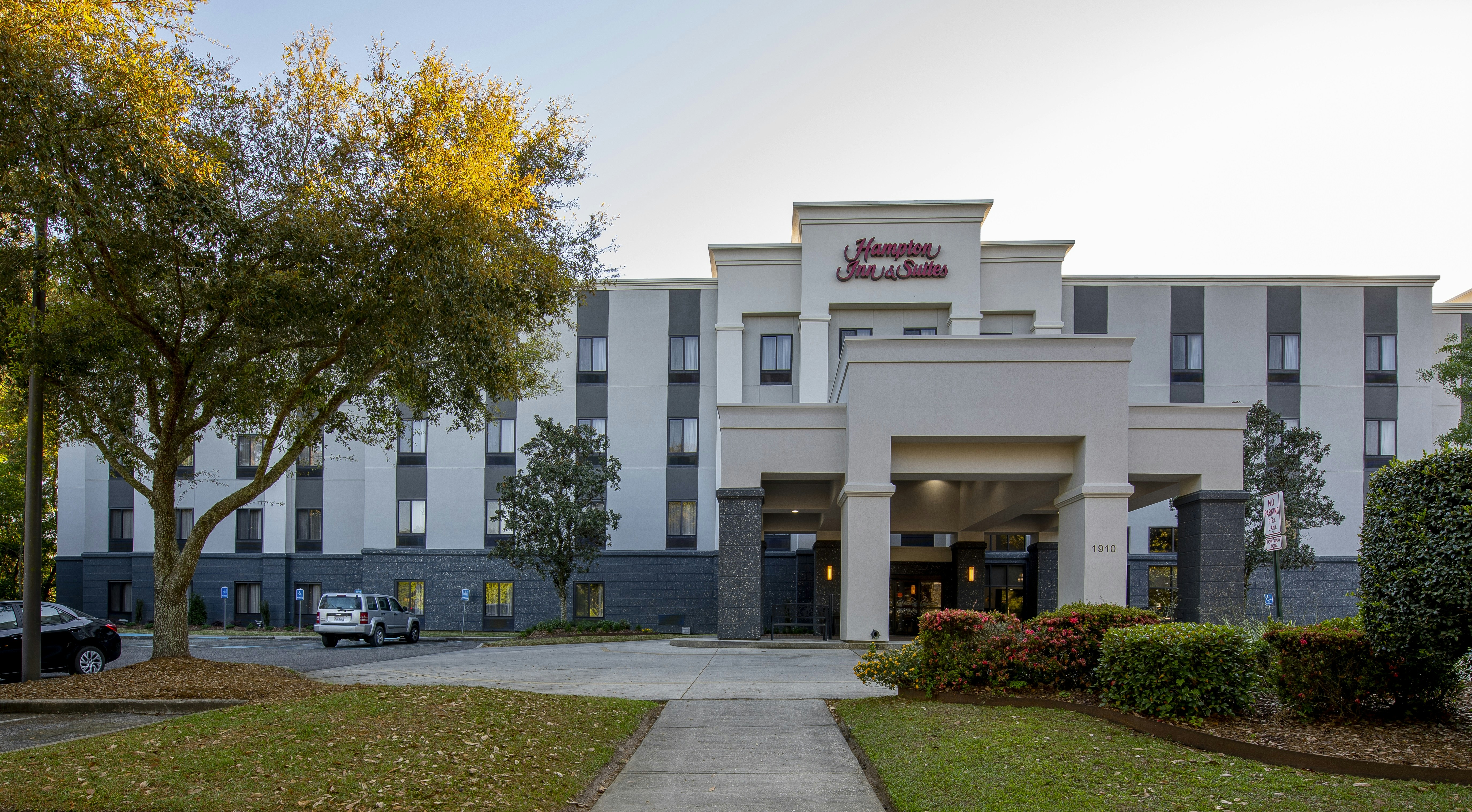 Hampton Inn And Suites Lafayette 37/38