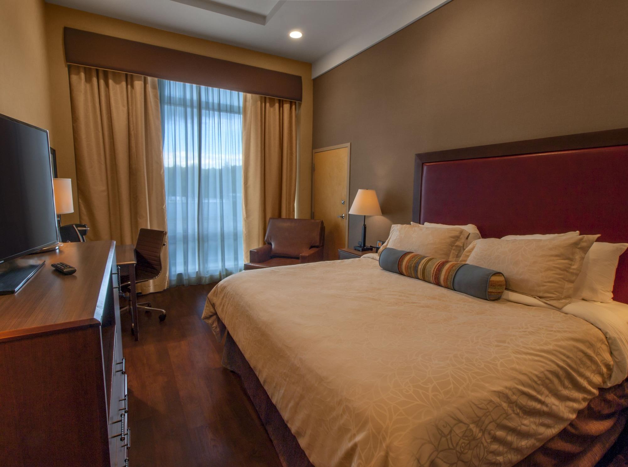 Tower, Executive, King Bed