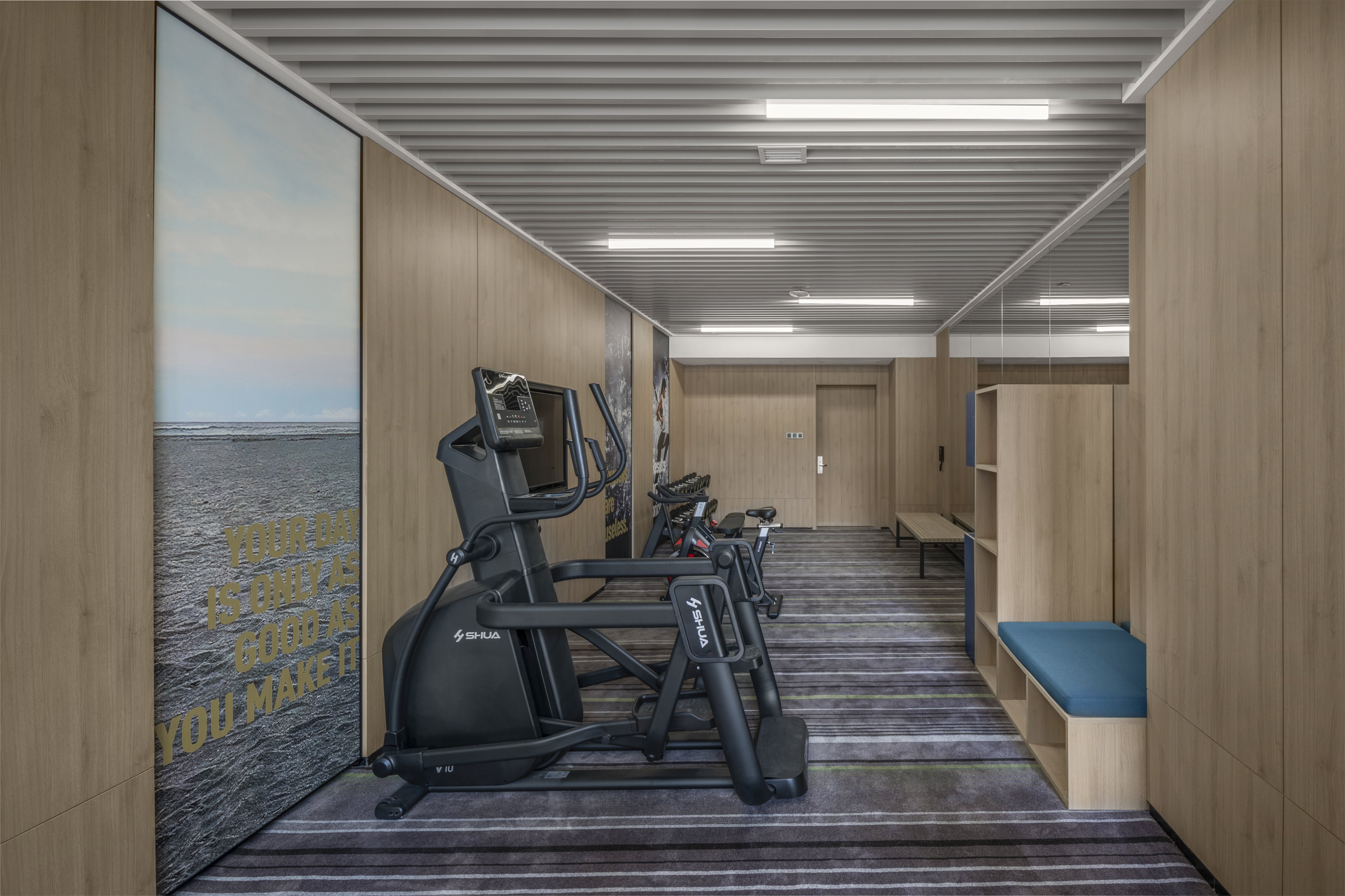 Holiday Inn Express Nanchang Riverside 47/77