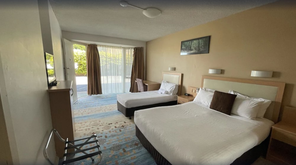 Haven Marina Motel 9/39