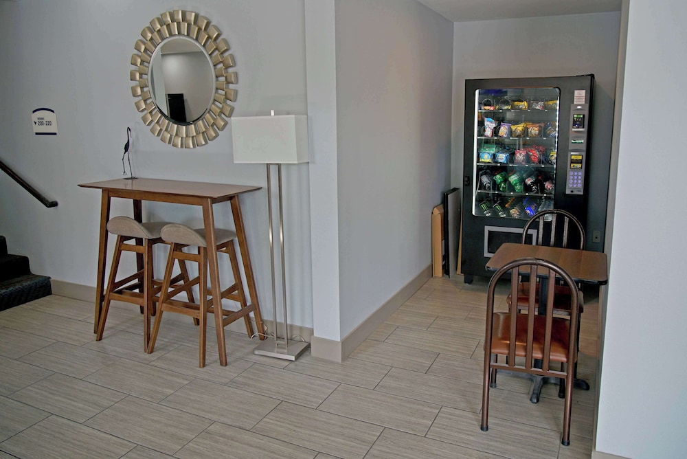 Baymont by Wyndham Monte Vista 50/62