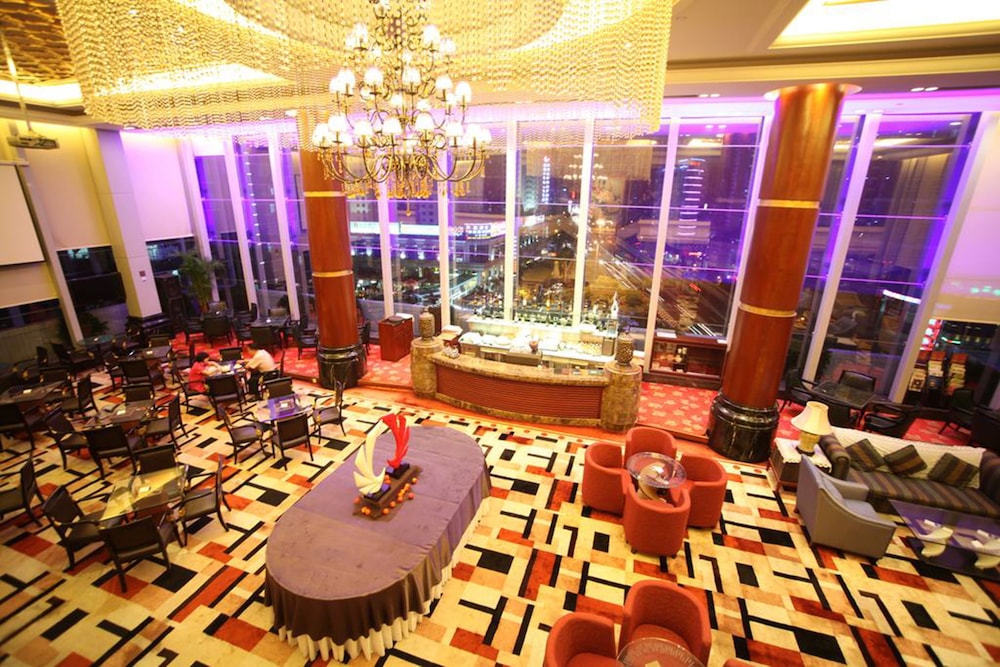 Century Plaza 35/48