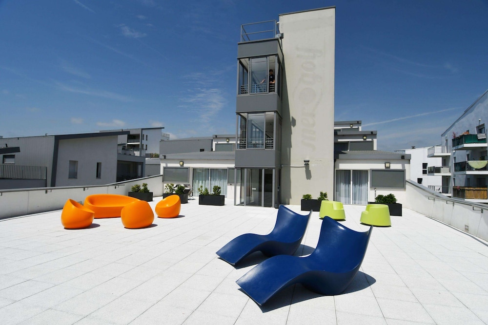 Appart-hotel Mer & Golf City Bordeaux Bassins A Flot 55/60