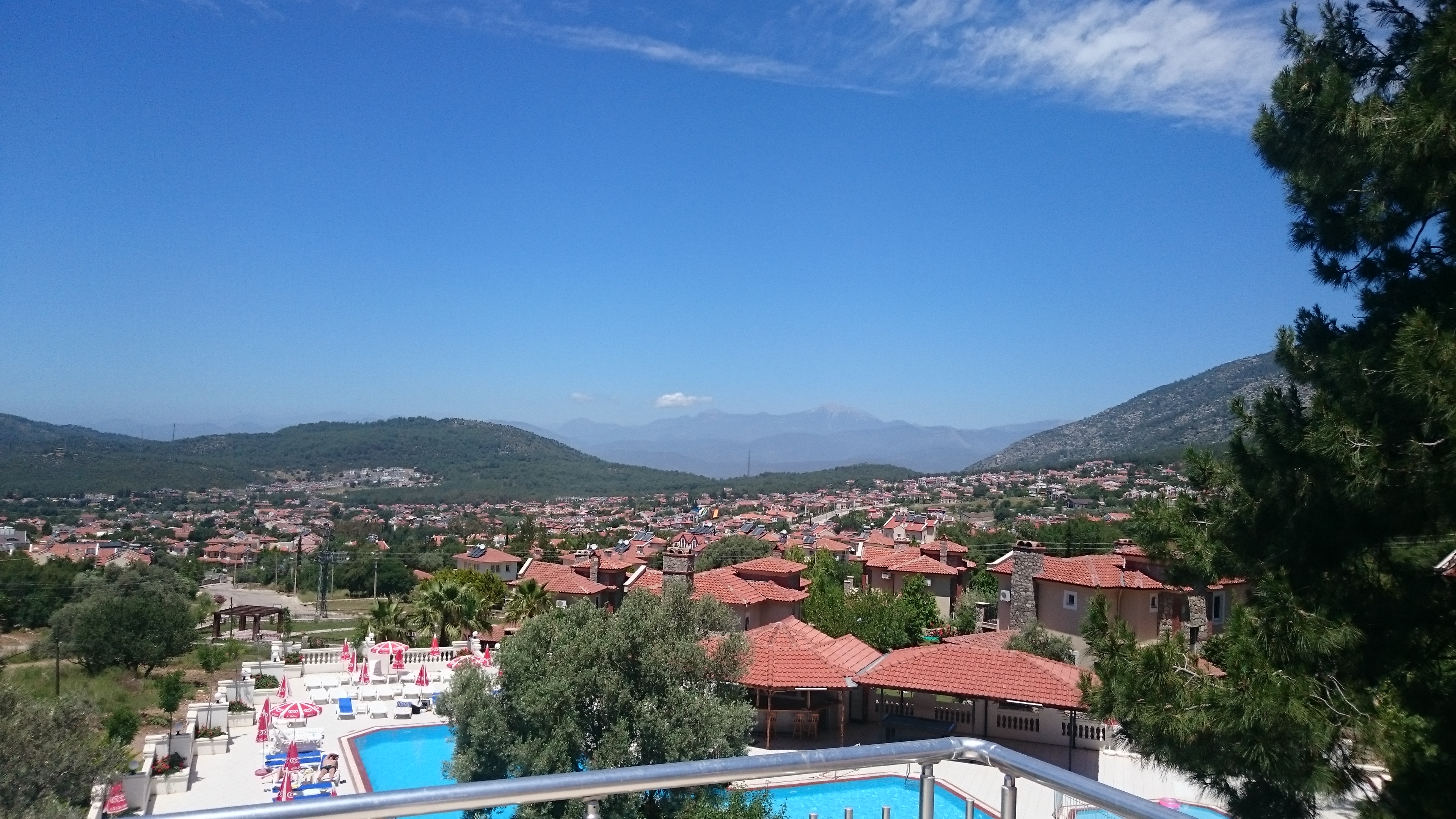 Sunshine Holiday Resort 55/66