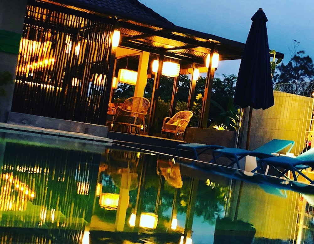 Wasabi Hotel 27/29