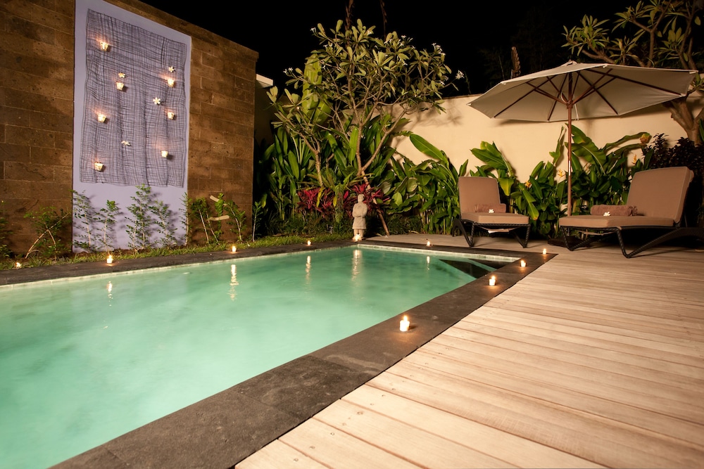 Elok Villas 36/38