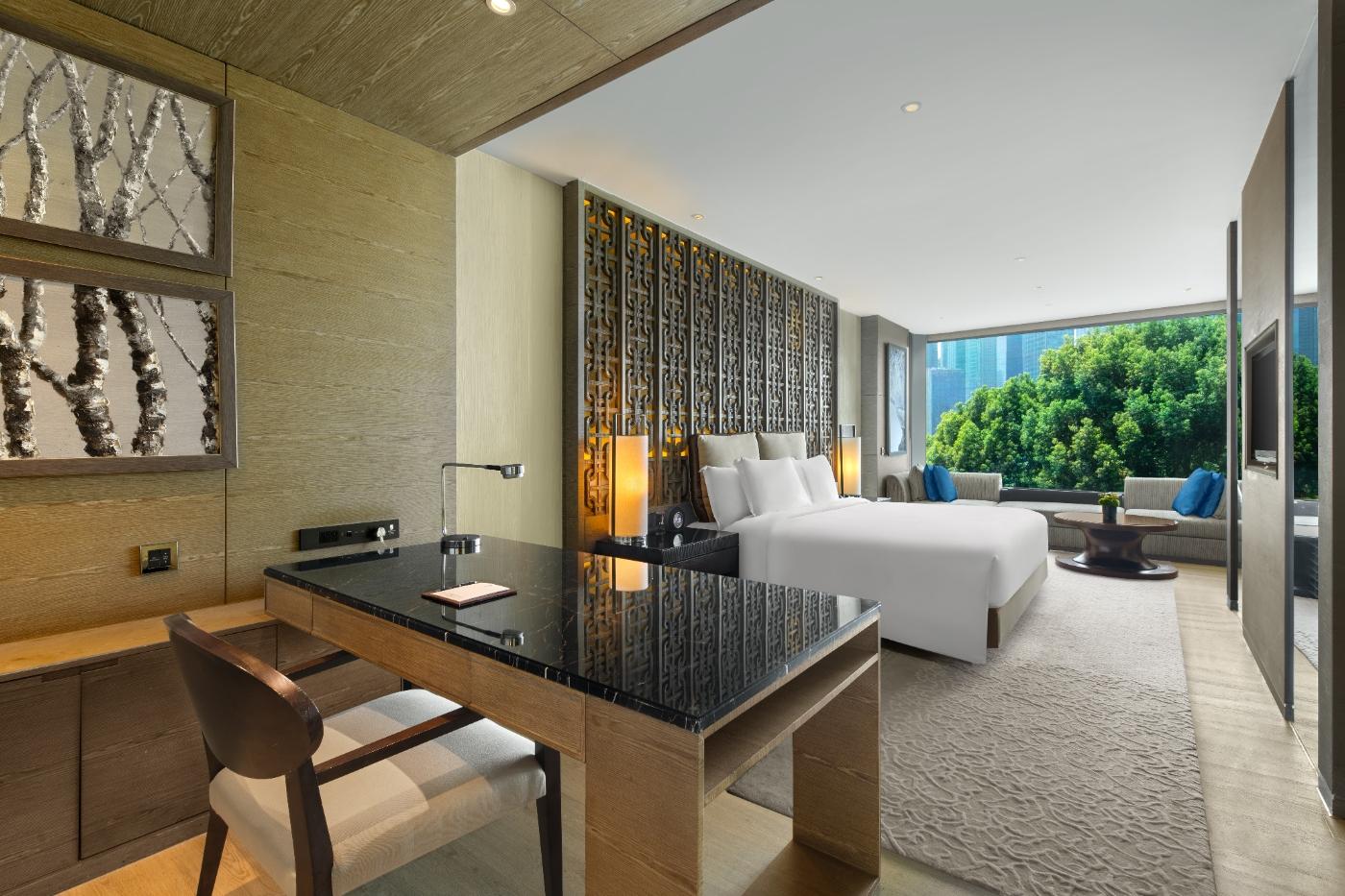 Banyan, Retreat