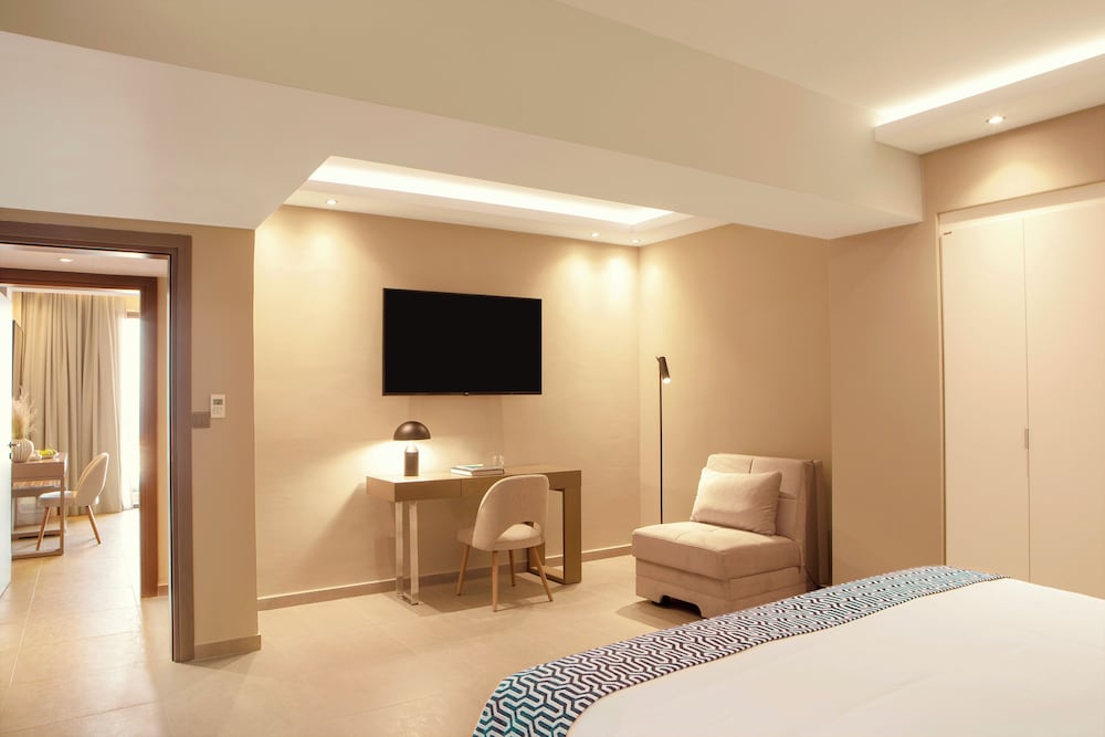 EXECUTIVE, SUITE, BUNGALOW, PRIVATE POOL