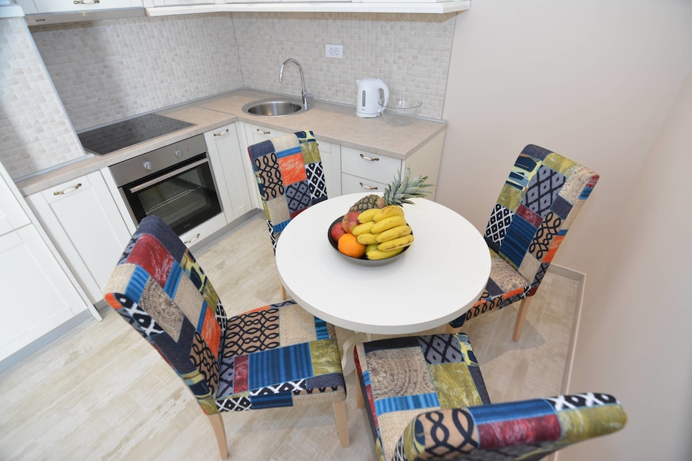 Apartments Dobrotski Dvori 44/64