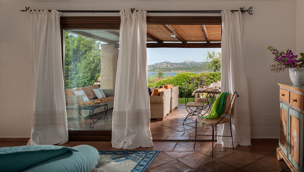 Aethos Sardinia 48/57