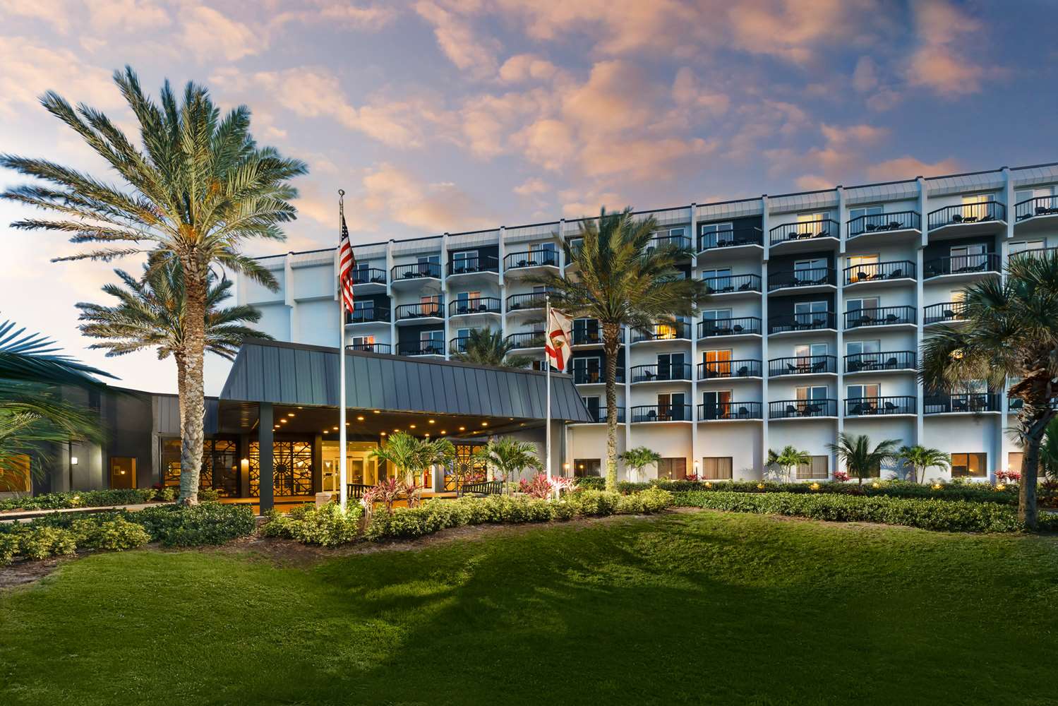Hilton Garden Inn Cocoa Beach Oceanfront in COCOA BEACH - FL