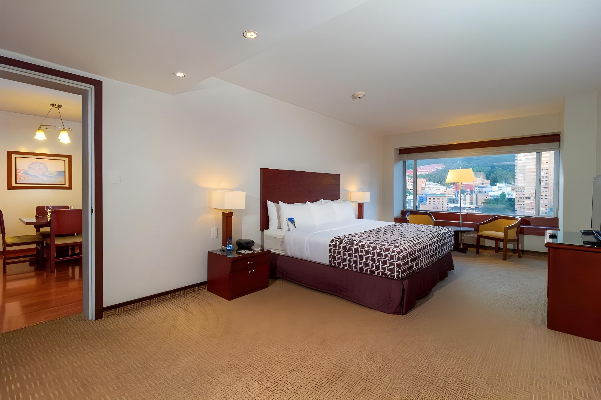 Master, Suite