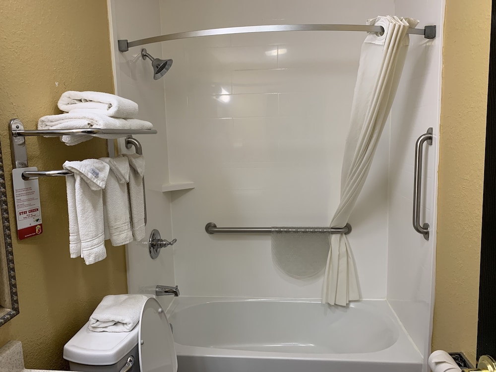 Super 8 By Wyndham Richmond KY 19/40