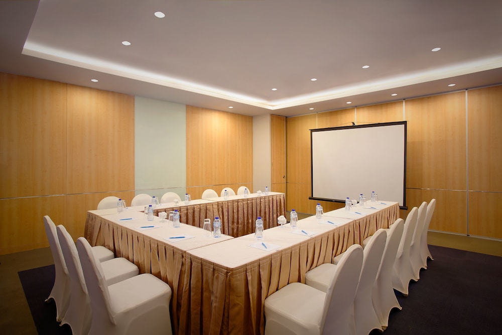 Batiqa Hotel Apartments Karawang 59/73