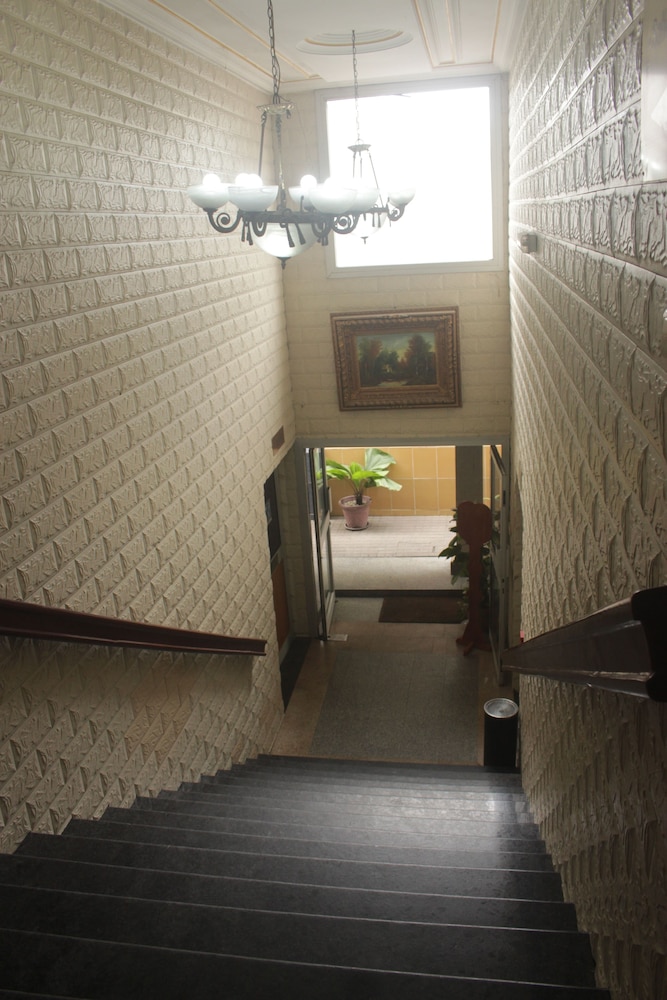 Somatel Hotel 10/28
