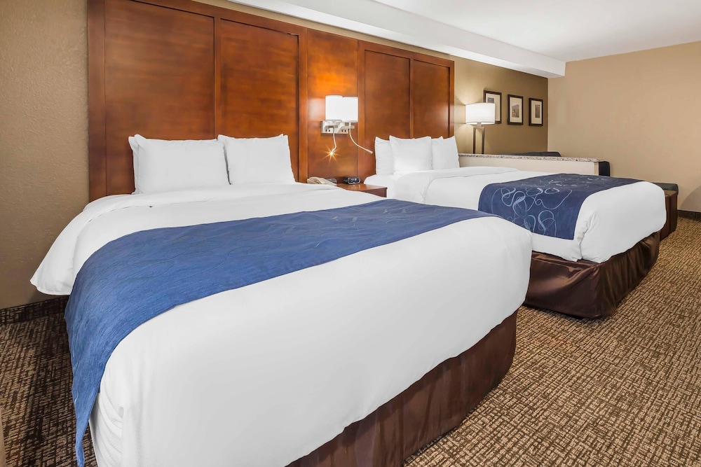 SUITE, 2 QUEEN BEDS, ACCESSIBLE