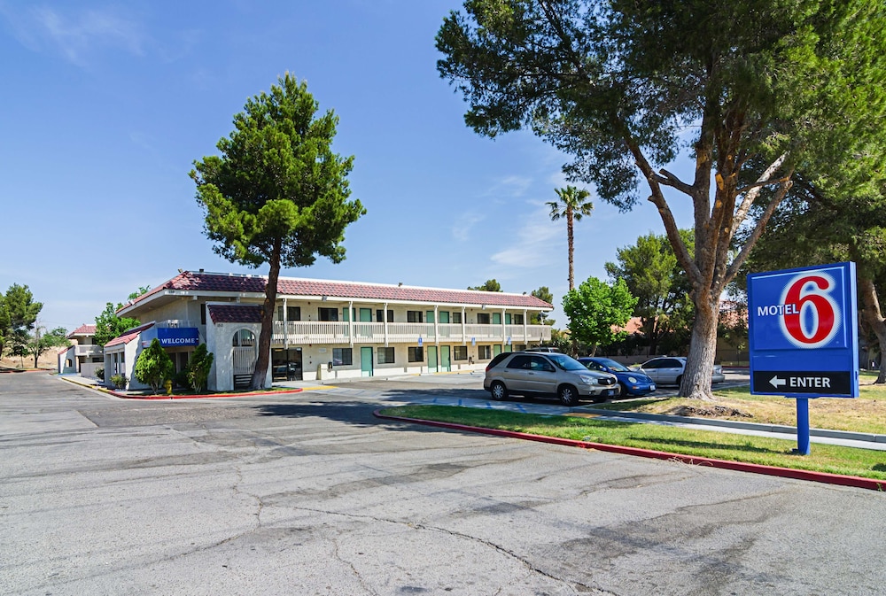 Motel6 Barstow, CA 39/57