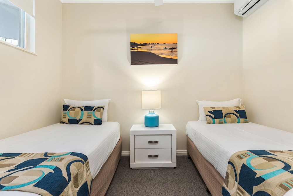 Raffles Mooloolaba 21/70