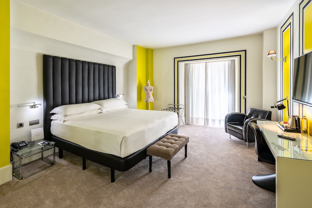 Mariposa Hotel Ex Room Mate Lola 22/50
