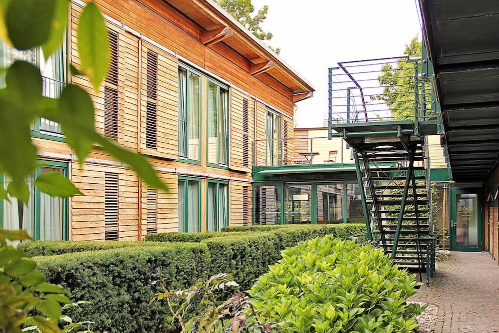 SportScheck Hotel 47/51