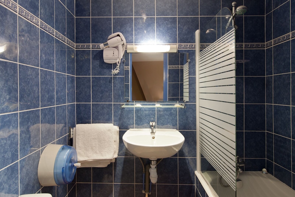 Est Hotel 20/52