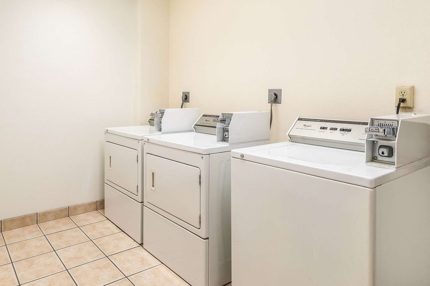 Quality Inn & Suites Albert Lea, MN 3/17