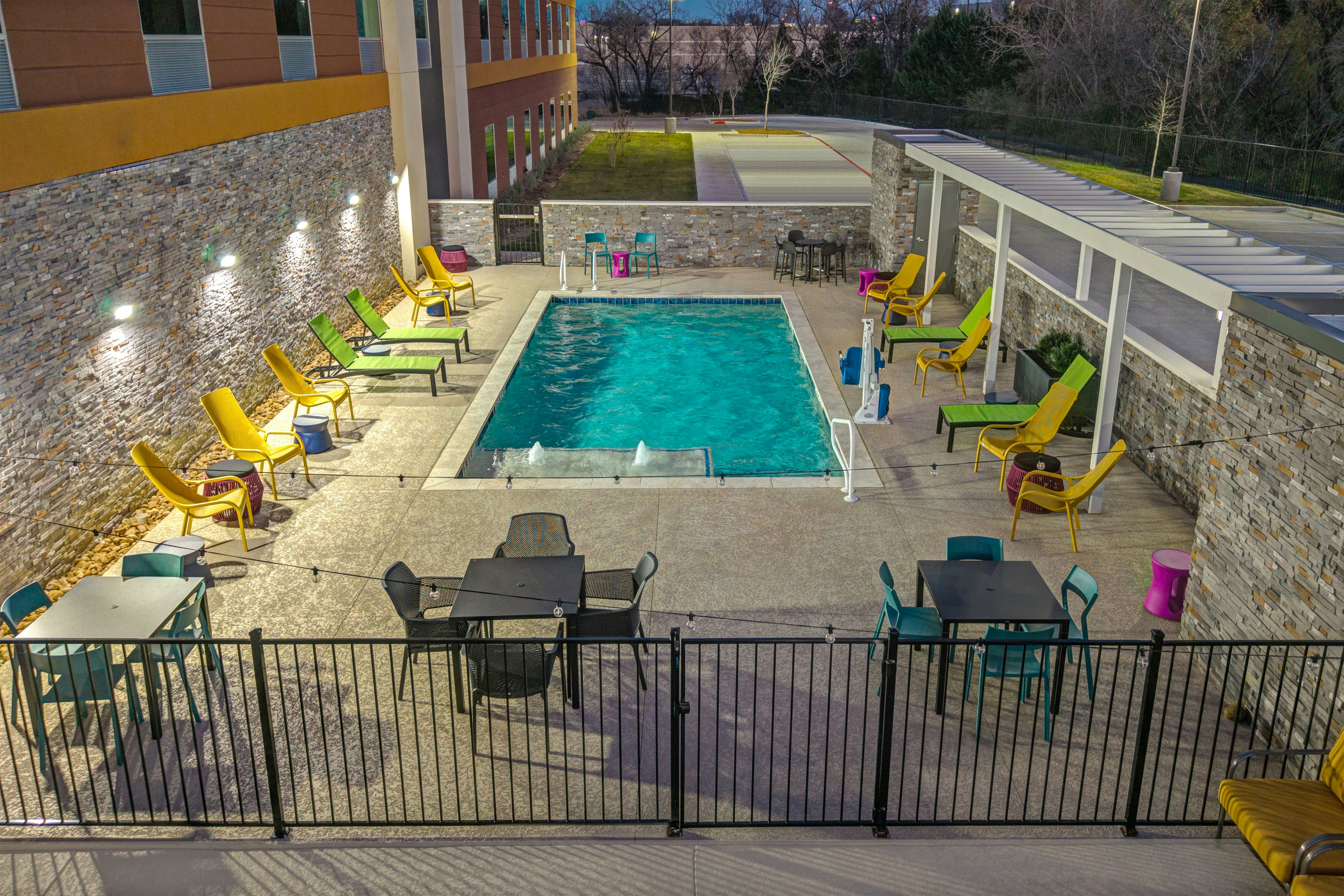 Home2 Suites by Hilton Dallas I-30 Cockrell Hill 15/17