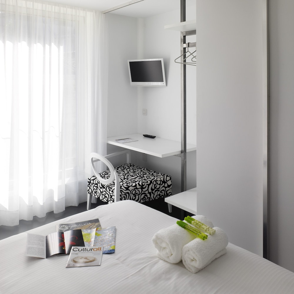 Hotel Moure 31/50