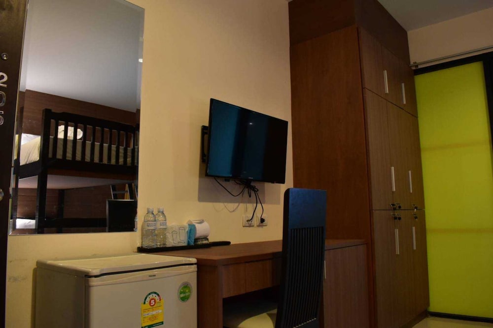 The Wave Hotel Patong 66/73