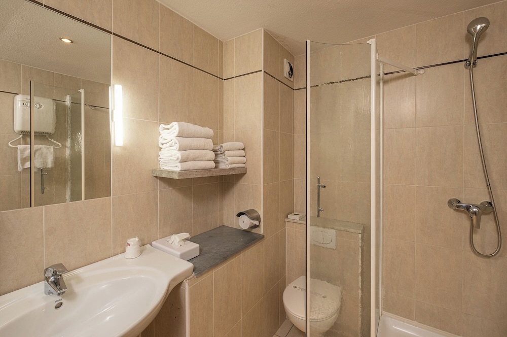 The Originals City, Hotel LHippocampe, Sete Balaruc-le-Vieux 46/47