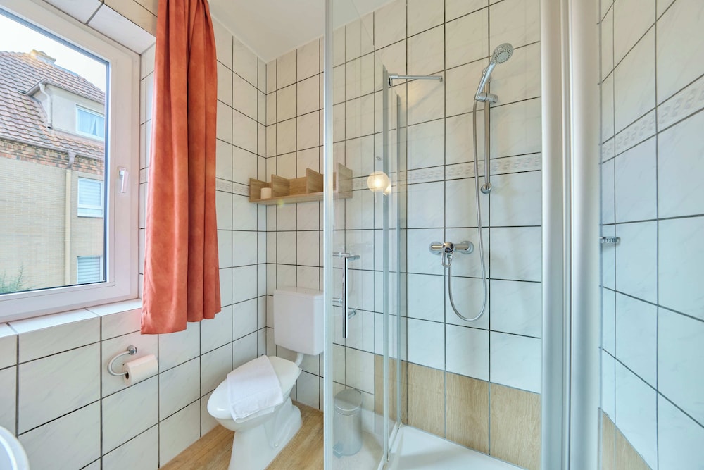 Hotel ARADOR-CITY 48/50