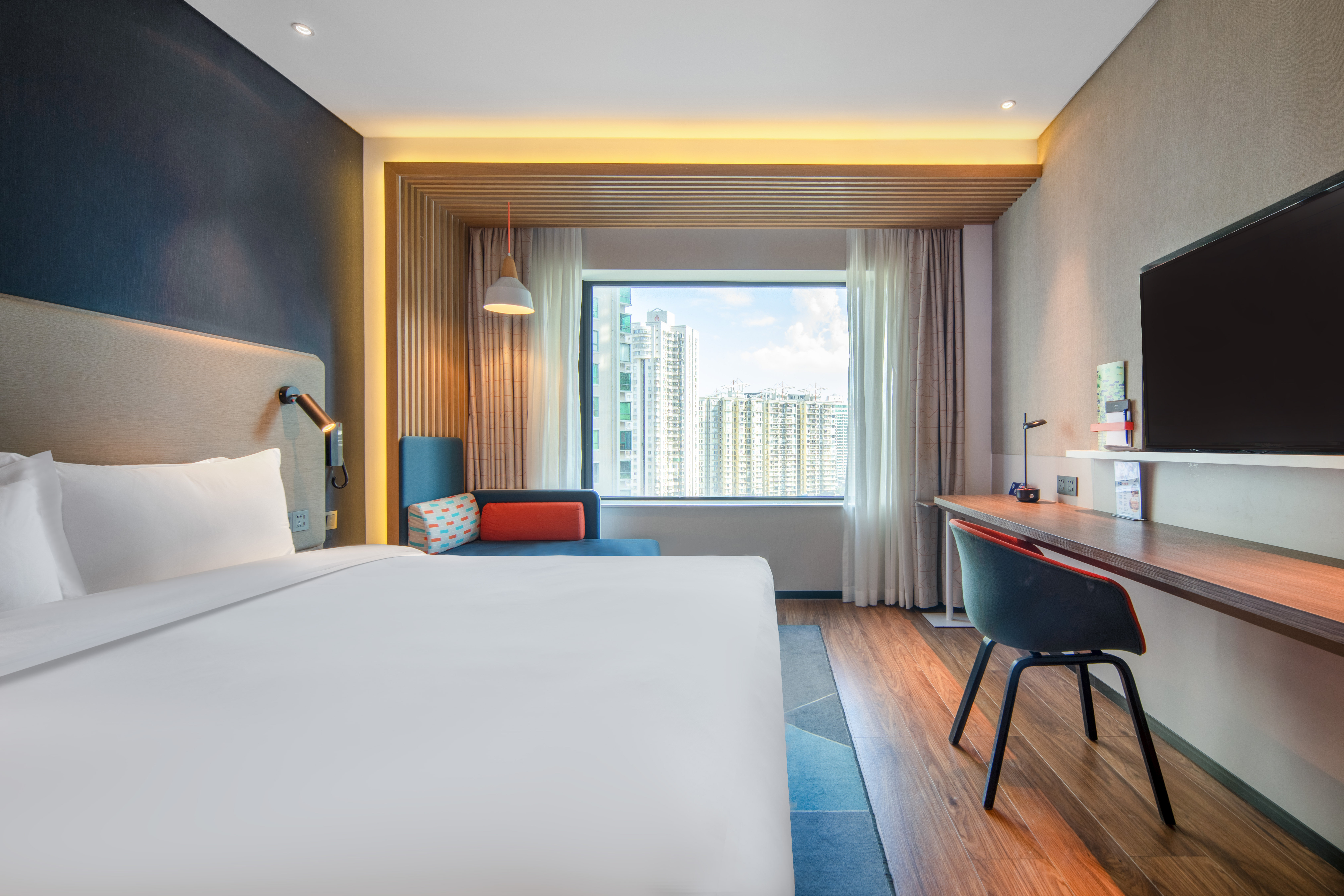 Holiday Inn Express Shenzhen Dongmen 4/22
