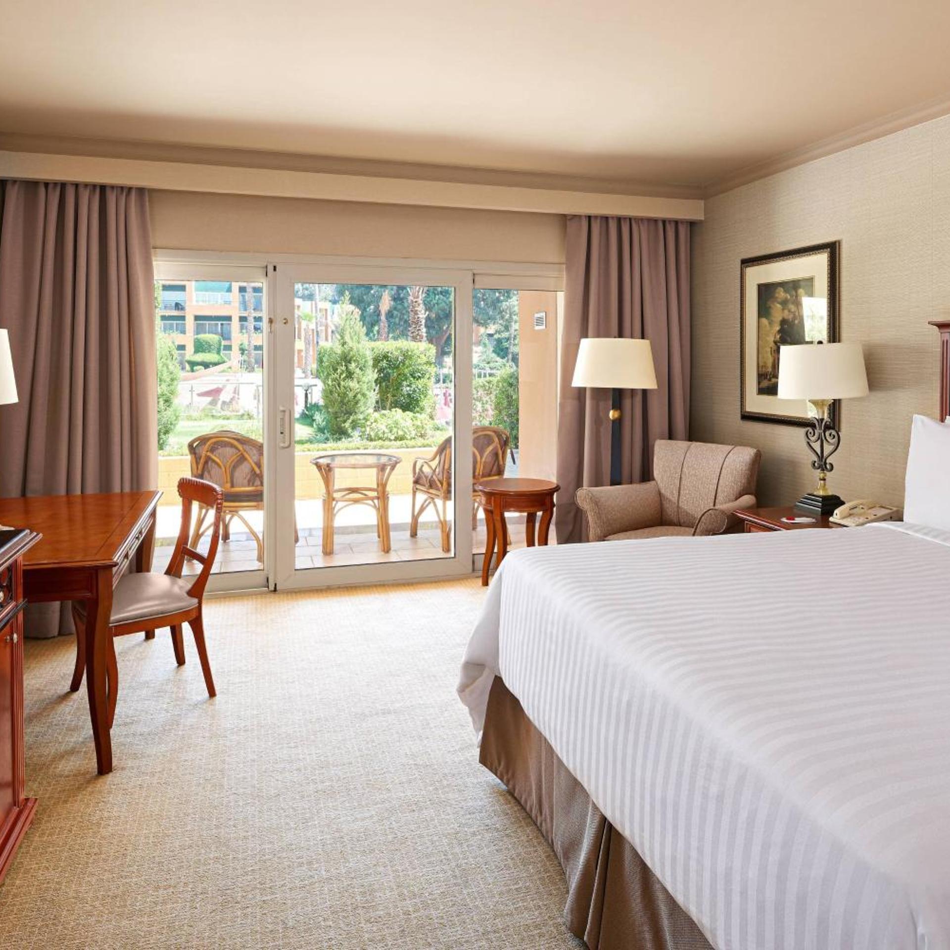 Garden, Deluxe, King Bed, Balcony