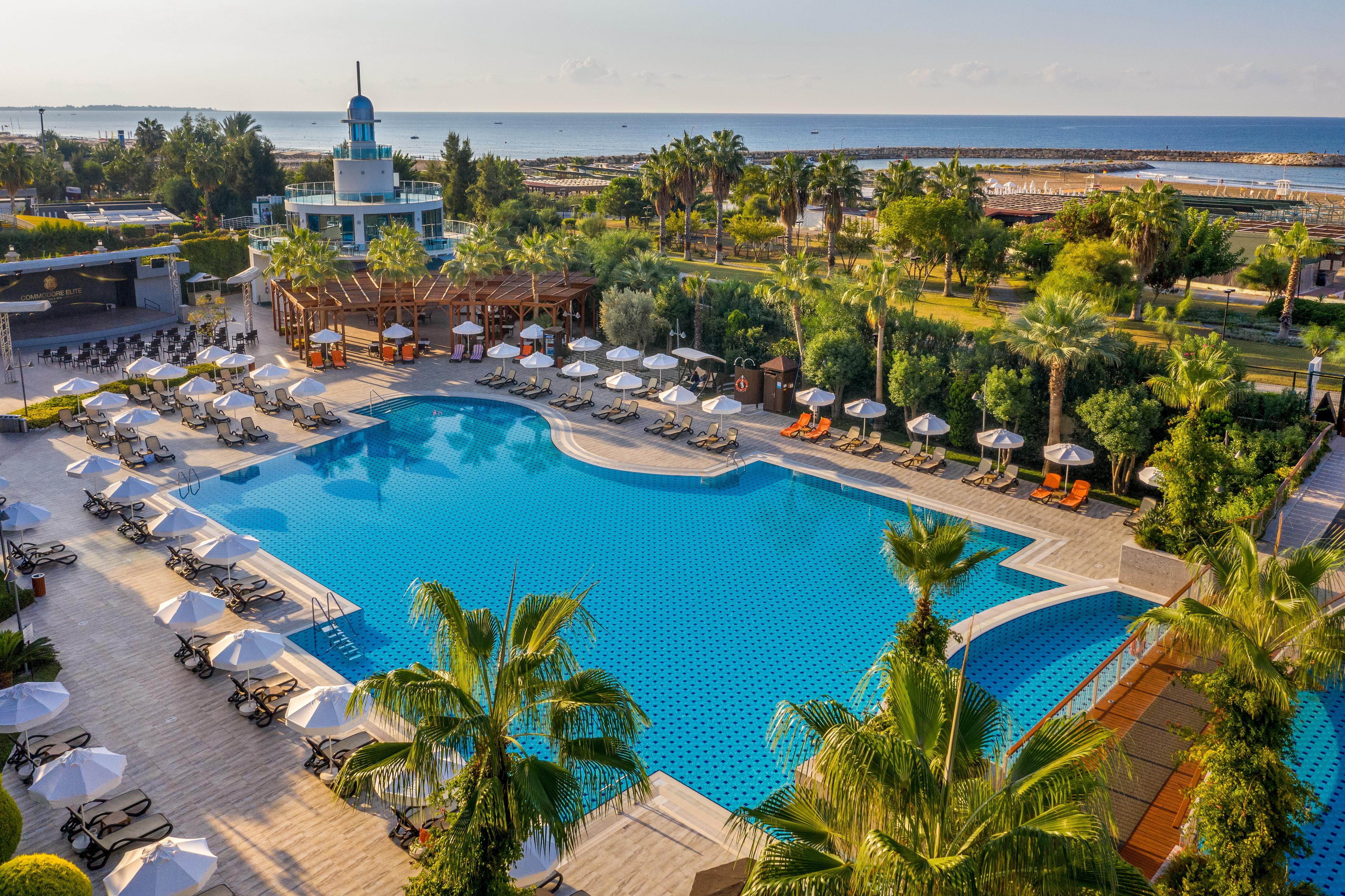 Commodore Elite Suite And Spa - Adults Only 19/20