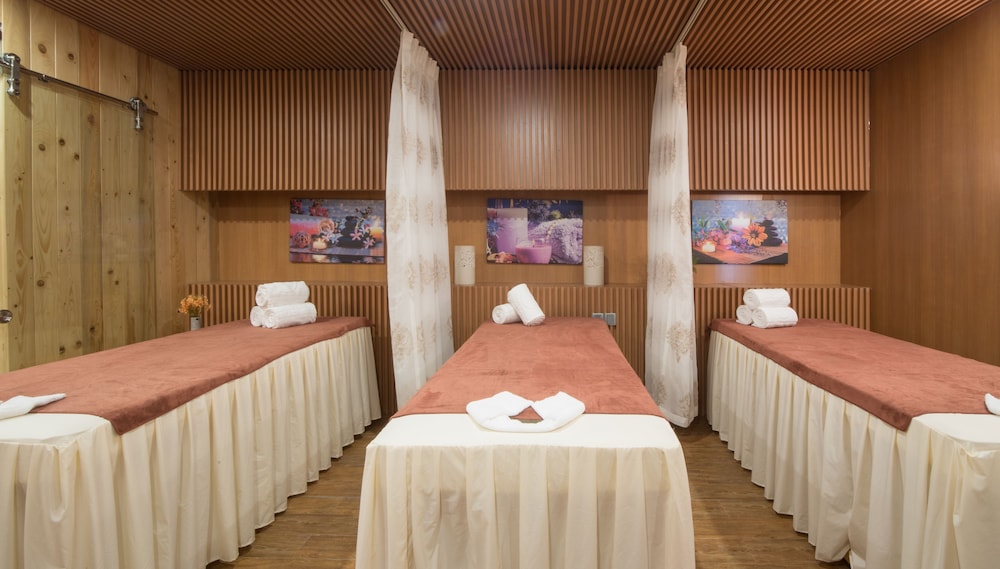 Haian Beach Hotel And Spa 32/71