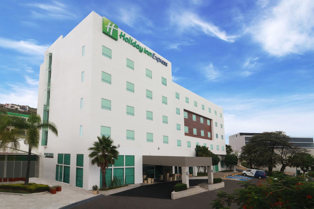 Holiday Inn Express Guadalajara Iteso 1/72
