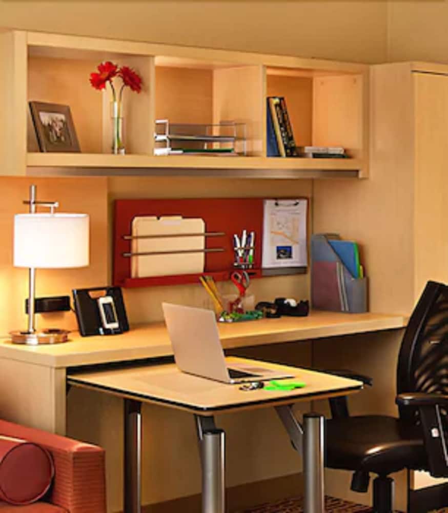 Towneplace Suites By Marriott Laredo 39/50