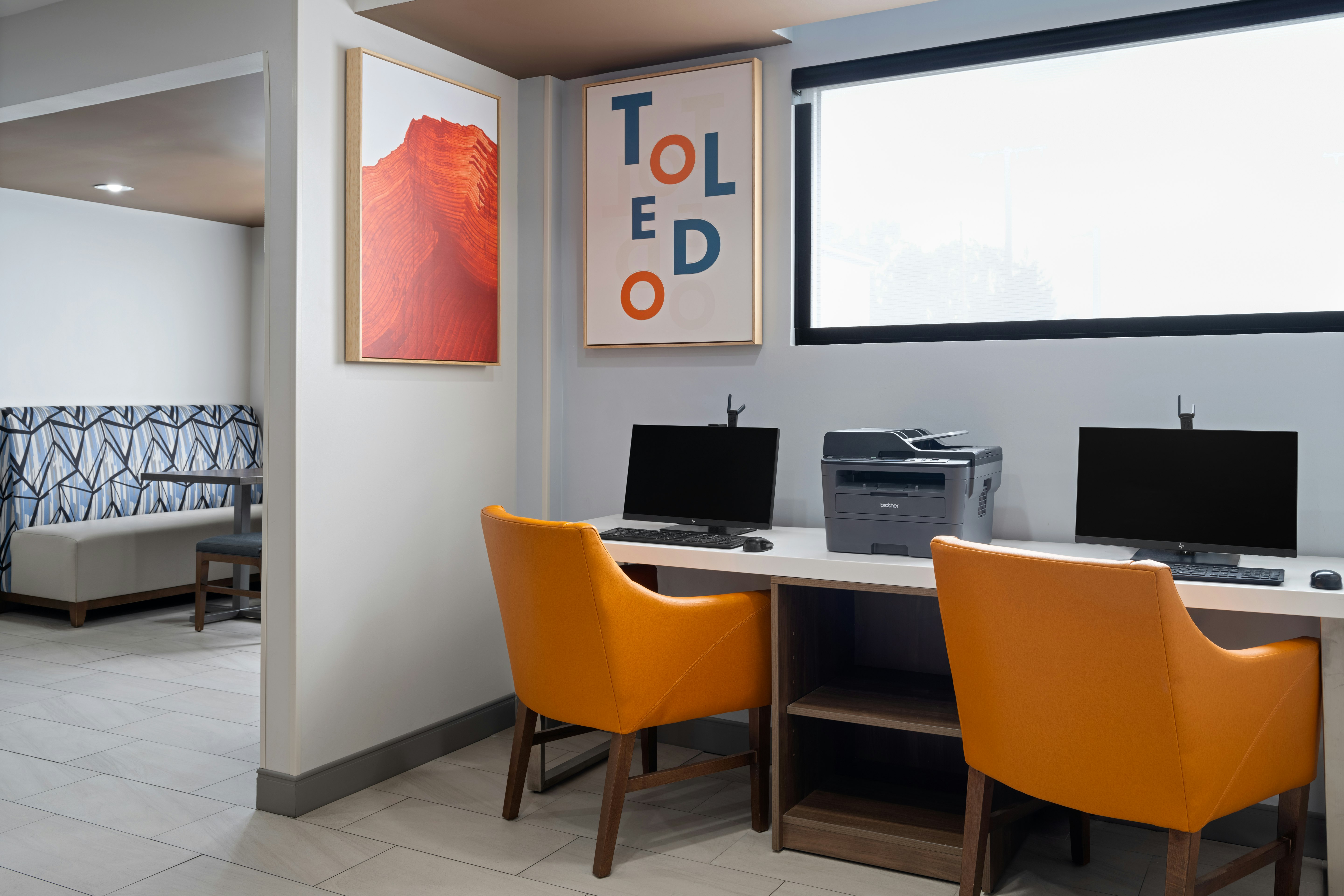HOLIDAY INN EXPRESS TOLEDO NORTH 46/51