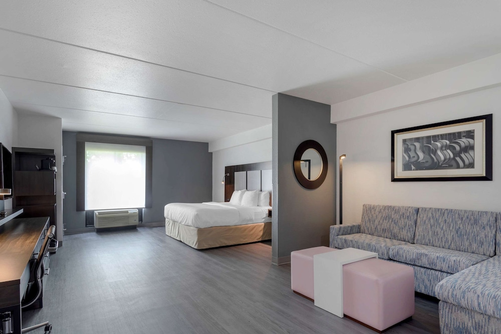 Comfort Suites Mount Juliet 40/57