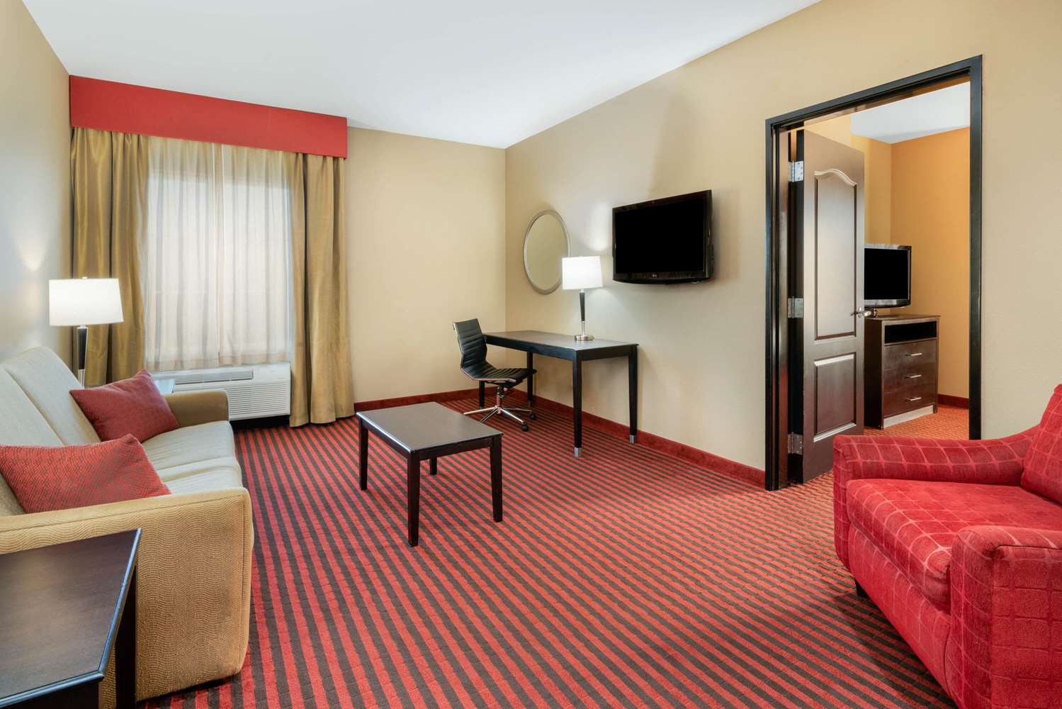 La Quinta Inn Suites Boutte 36/58