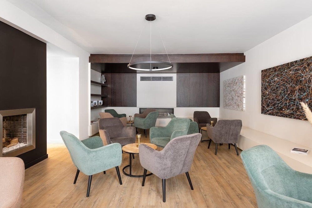 Hotel Saint Sauveur 34/50