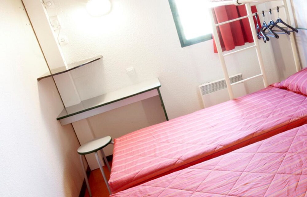 Premiere Classe Boulogne-Saint Martin Les Boulogne 22/25